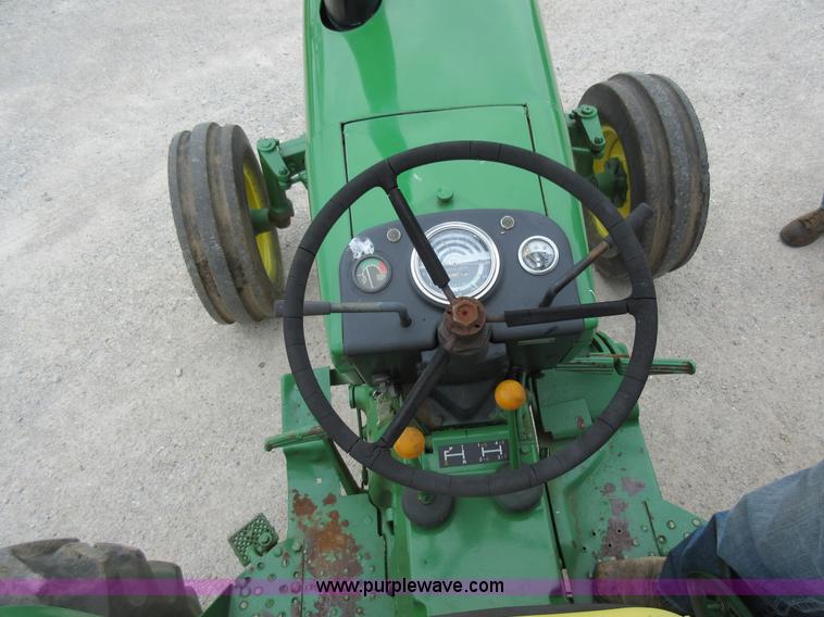 image for item AC9285 John Deere 1020 tractor