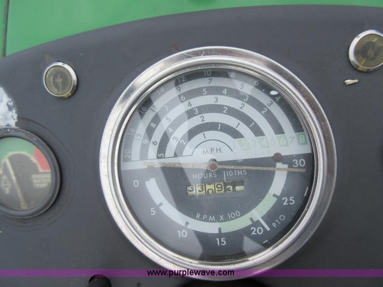 image for item AC9285 John Deere 1020 tractor