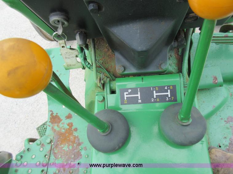 image for item AC9285 John Deere 1020 tractor