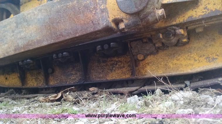 image for item AY9442 1953 Caterpillar D4 dozer