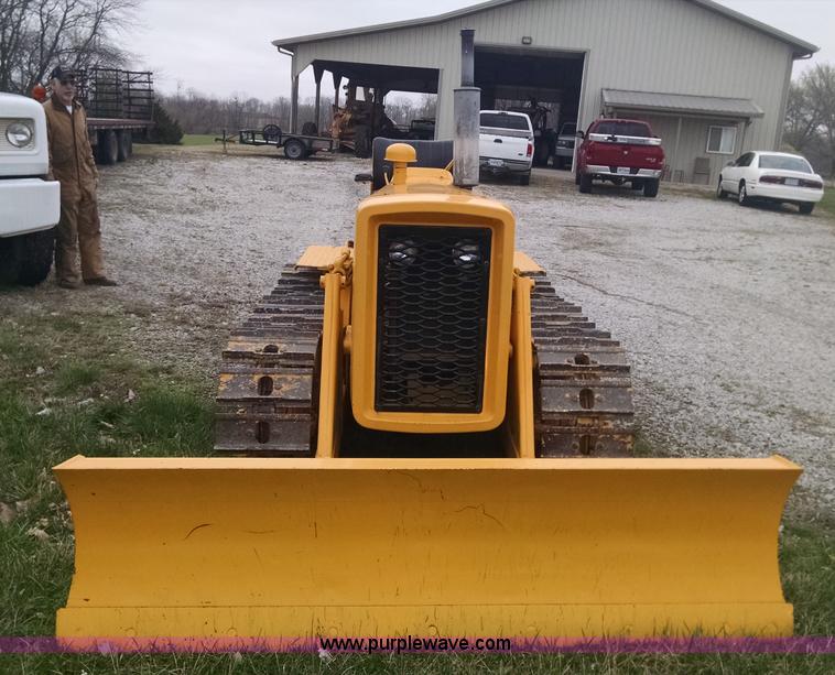 image for item AY9445 John Deere 440C dozer