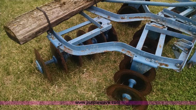 image for item AY9450 Ford disk