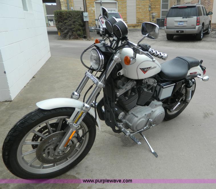 image for item AZ9007 2002 Harley Davidson XL1200S motorcycle