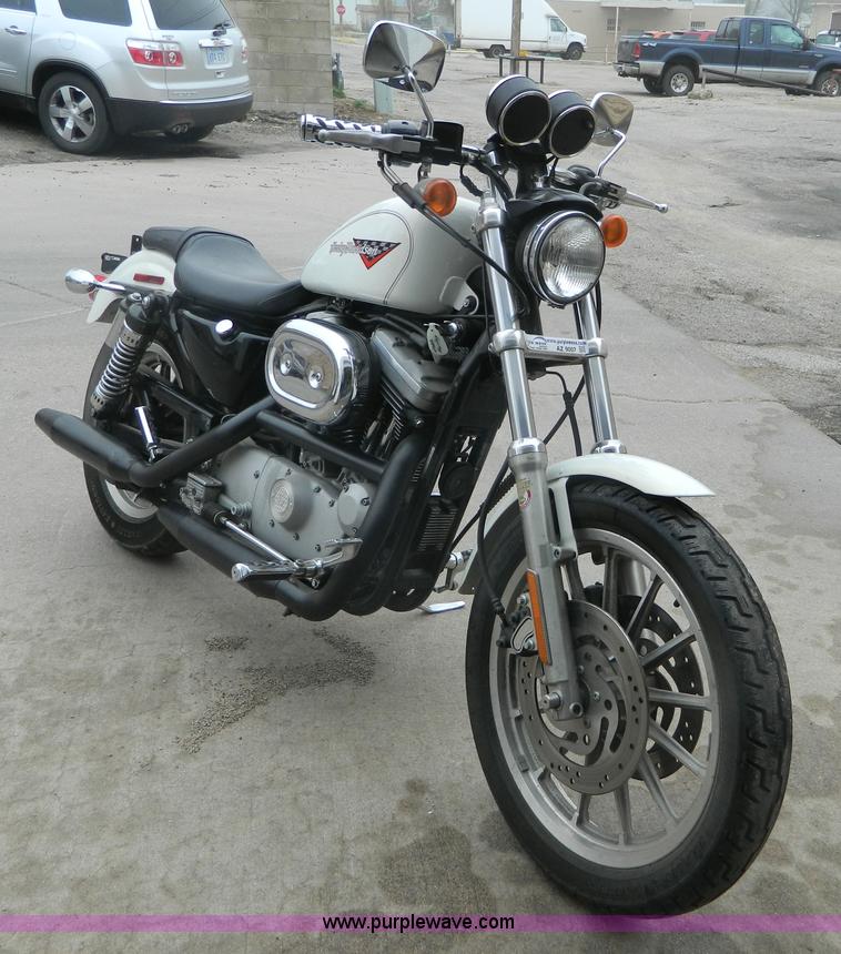 image for item AZ9007 2002 Harley Davidson XL1200S motorcycle