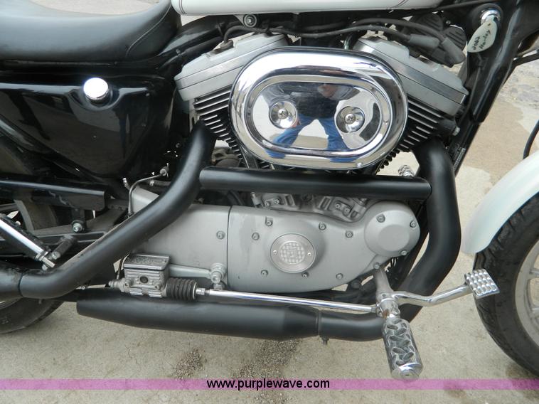 image for item AZ9007 2002 Harley Davidson XL1200S motorcycle
