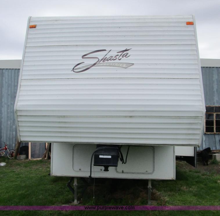 image for item BA9321 2000 Shasta Phoenix 269 camper