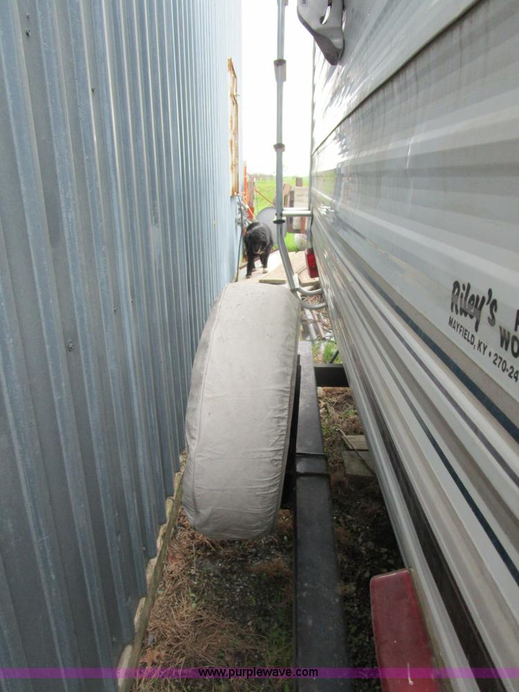 image for item BA9321 2000 Shasta Phoenix 269 camper