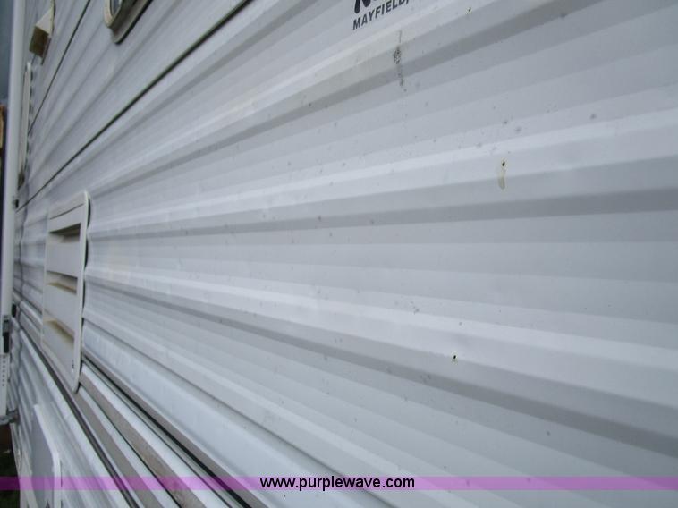 image for item BA9321 2000 Shasta Phoenix 269 camper