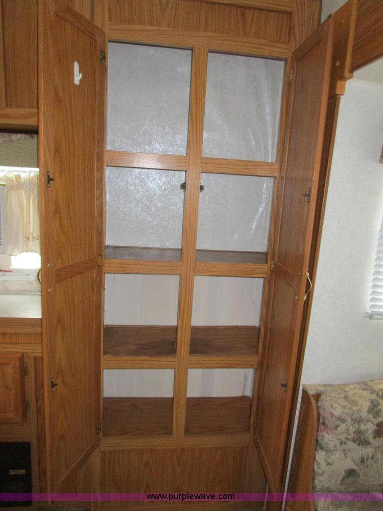 image for item BA9321 2000 Shasta Phoenix 269 camper