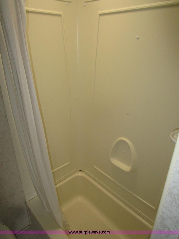 image for item BA9321 2000 Shasta Phoenix 269 camper