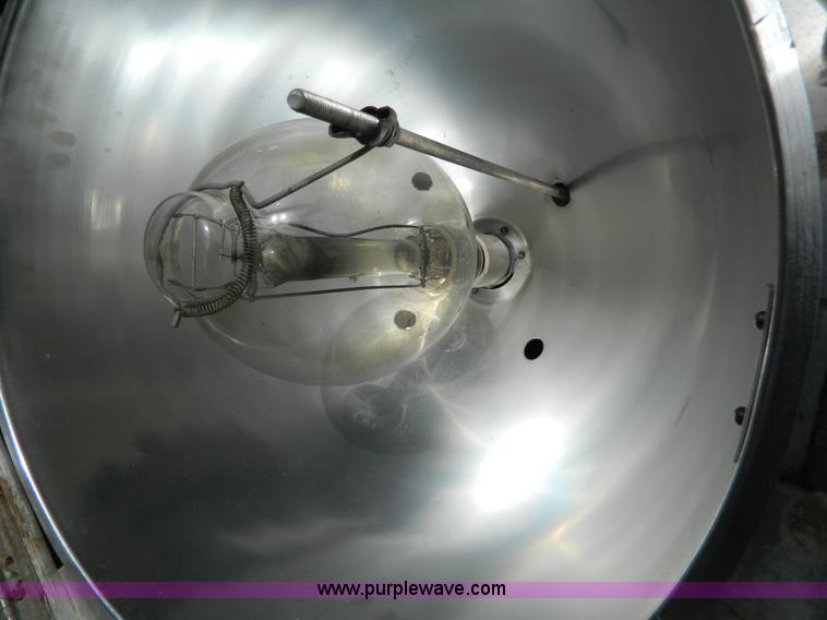 image for item BH9669 (7) 24" x 24" quad lights