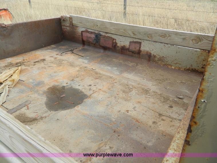 image for item BH9675 Heil dump bed