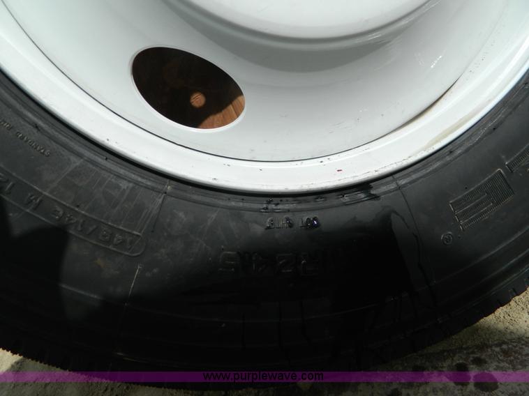 image for item BH9696 (8) 11R24.5 triangle tires