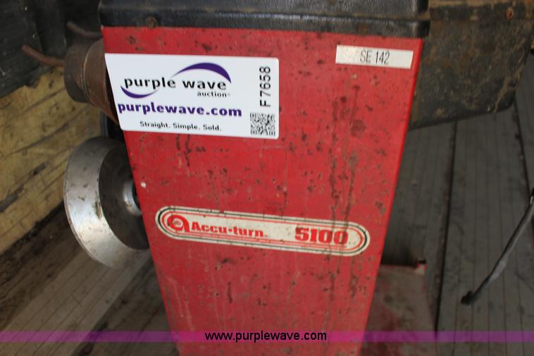 image for item F7658 Accu-turn 5100 tire balancer