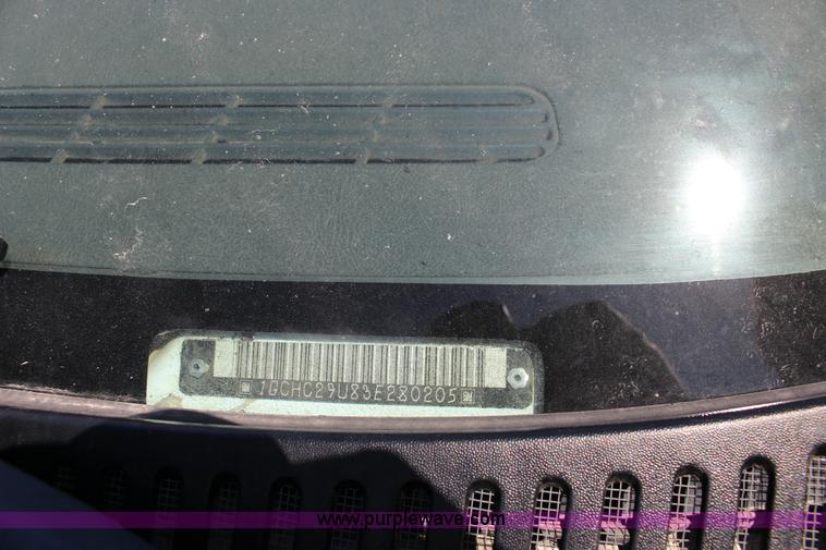 image for item F7659 2003 Chevrolet Silverado 2500HD Ext. Cab pickup truck