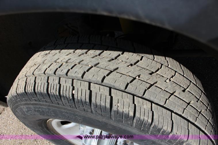 image for item F7659 2003 Chevrolet Silverado 2500HD Ext. Cab pickup truck