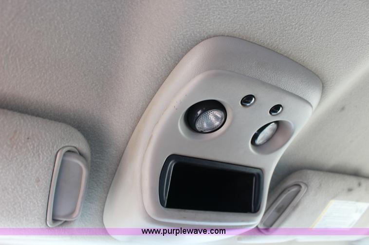 image for item F7663 2004 Chevrolet Silverado 1500 Ext. Cab pickup truck