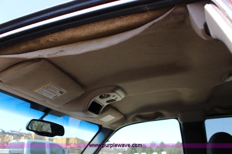 image for item F7665 2003 Chevrolet Silverado 1500 Ext. Cab pickup truck