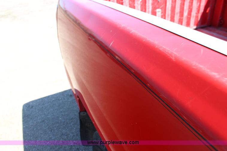 image for item F7665 2003 Chevrolet Silverado 1500 Ext. Cab pickup truck