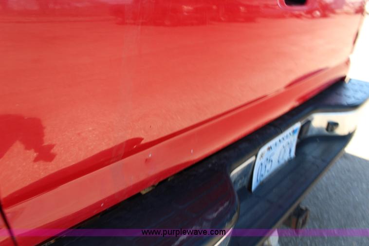 image for item F7665 2003 Chevrolet Silverado 1500 Ext. Cab pickup truck