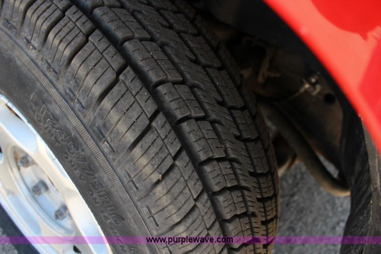 image for item F7665 2003 Chevrolet Silverado 1500 Ext. Cab pickup truck