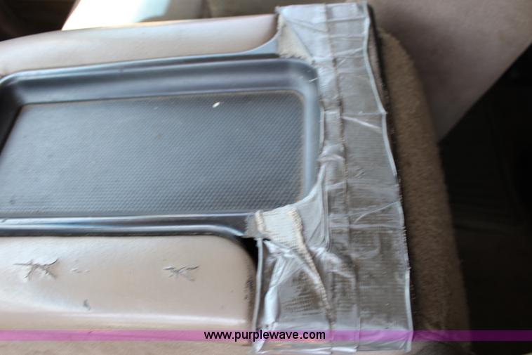 image for item F7667 2003 Chevrolet Silverado 1500HD Crew Cab pickup truck