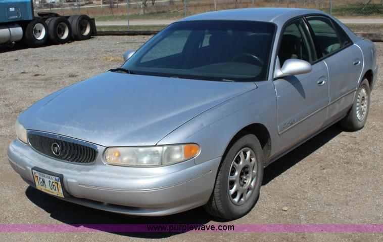 image for item F7668 2002 Buick Century Custom