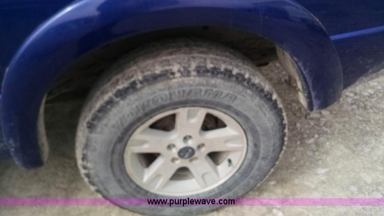 image for item F8426 2004 Ford Ranger Edge SuperCab pickup truck