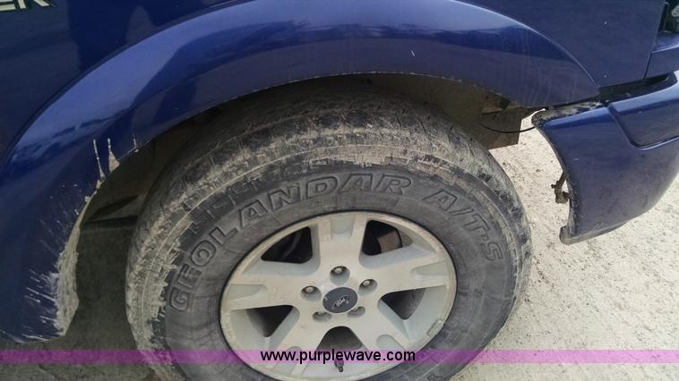 image for item F8426 2004 Ford Ranger Edge SuperCab pickup truck