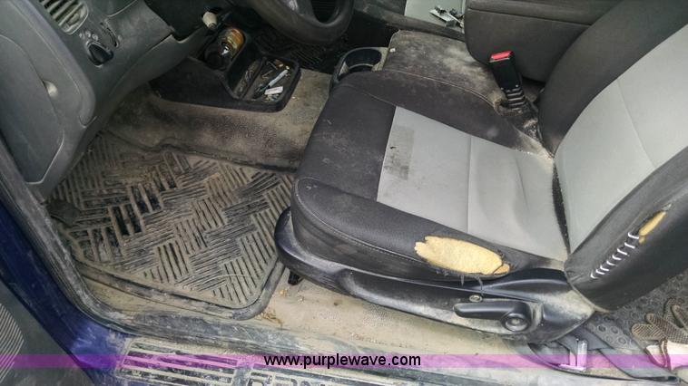 image for item F8426 2004 Ford Ranger Edge SuperCab pickup truck