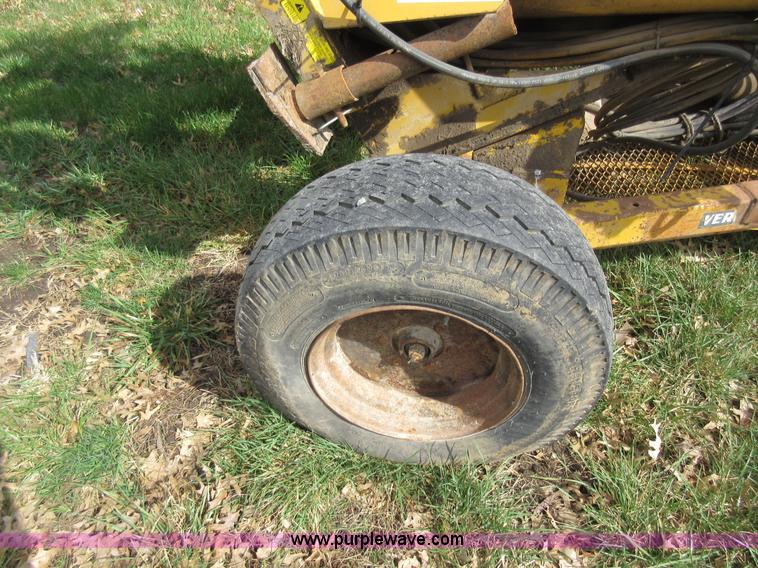 image for item F8454 Vermeer tree spade