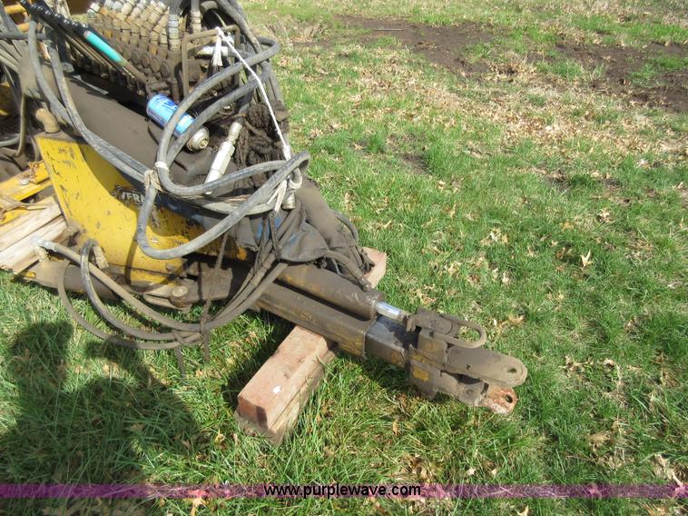 image for item F8454 Vermeer tree spade