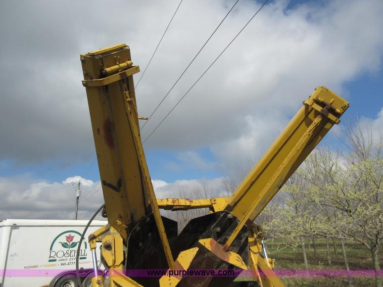 image for item F8454 Vermeer tree spade