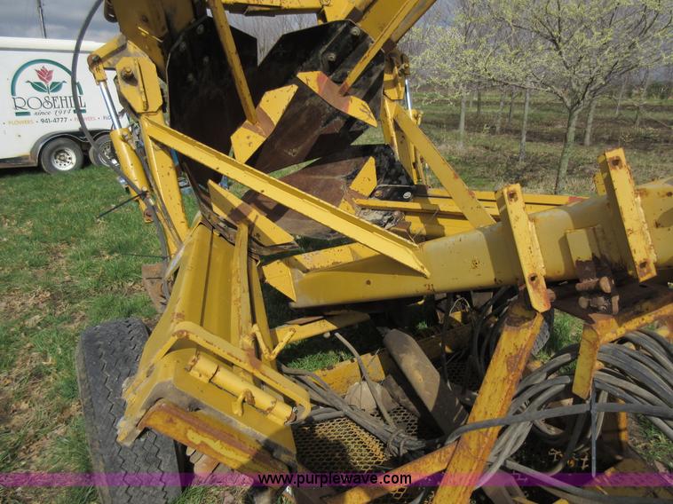 image for item F8454 Vermeer tree spade