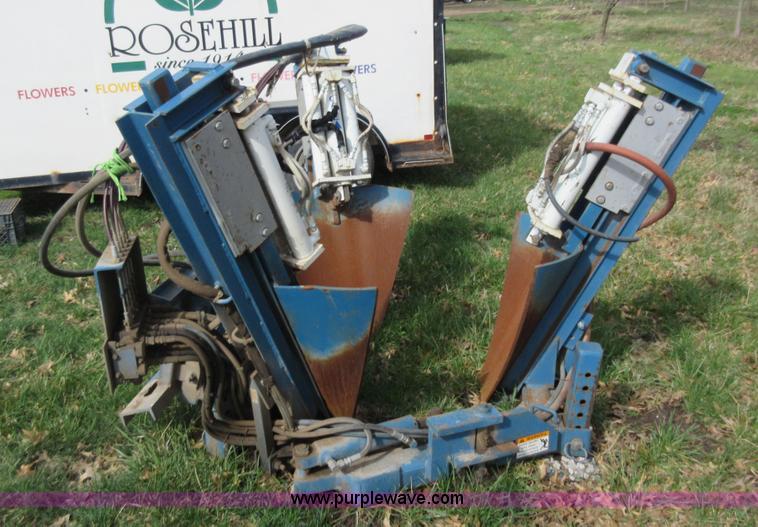 image for item F8455 Care Tree System 28" skid steer tree spade