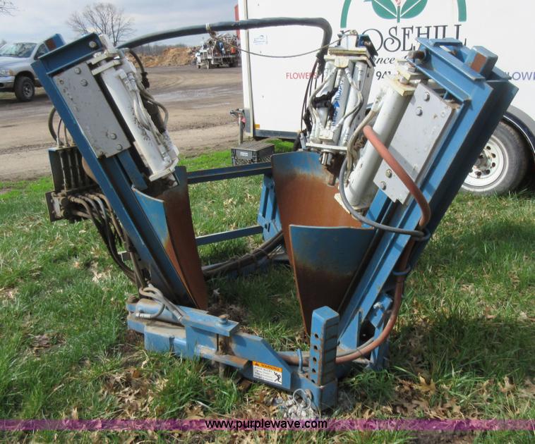 image for item F8455 Care Tree System 28" skid steer tree spade