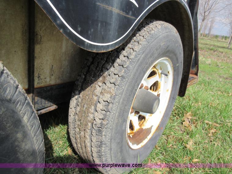 image for item F8457 1999 Blair enclosed trailer