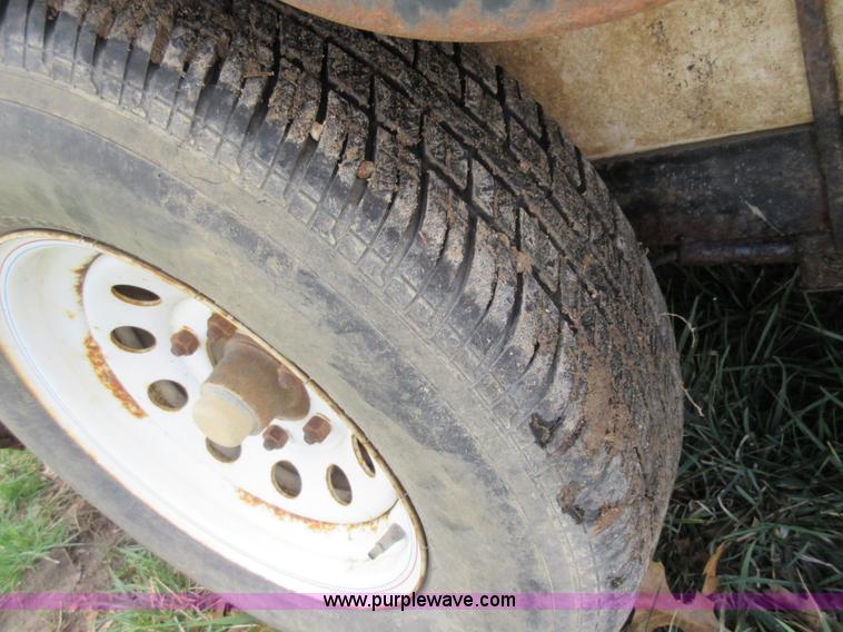 image for item F8457 1999 Blair enclosed trailer