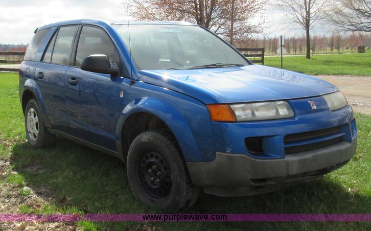 image for item F8458 2003 Saturn Vue SUV