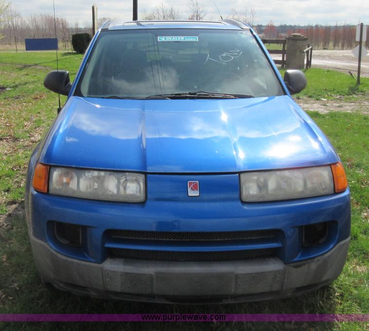 image for item F8458 2003 Saturn Vue SUV