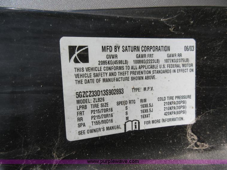 image for item F8458 2003 Saturn Vue SUV