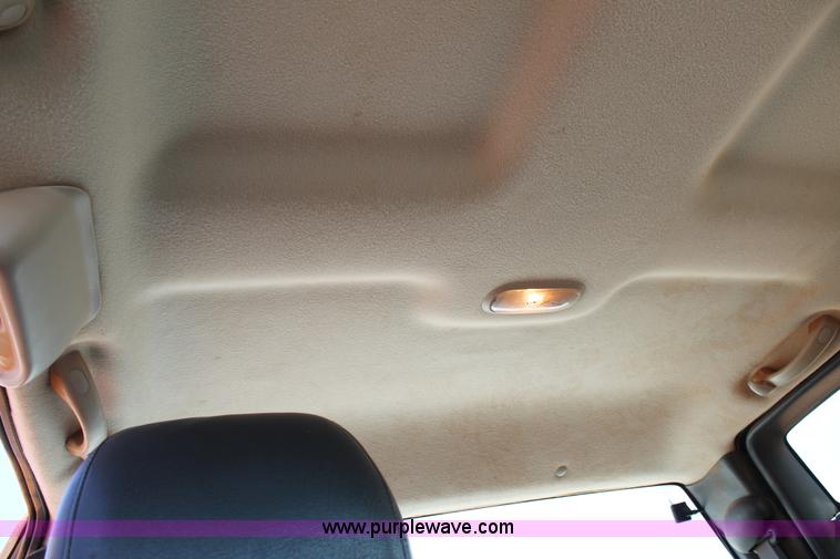 image for item H1562 2003 Chevrolet Silverado 1500 Ext.Cab pickup truck