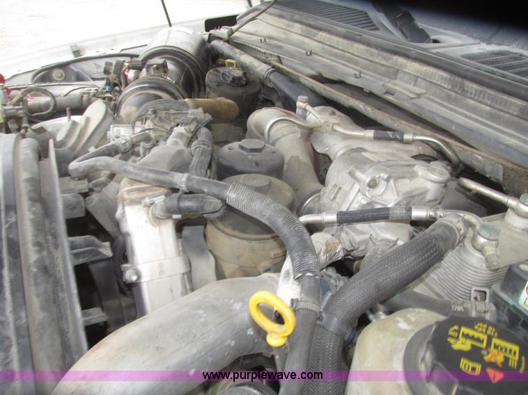 image for item H4682 2008 Ford F350 Super Duty XL Crew Cab flatbed truck