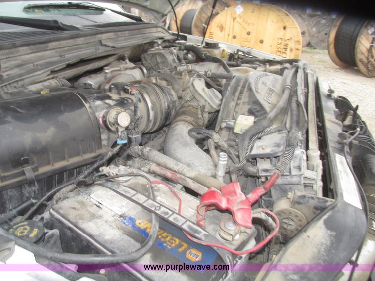 image for item H4682 2008 Ford F350 Super Duty XL Crew Cab flatbed truck