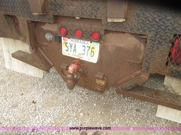 image for item H4682 2008 Ford F350 Super Duty XL Crew Cab flatbed truck