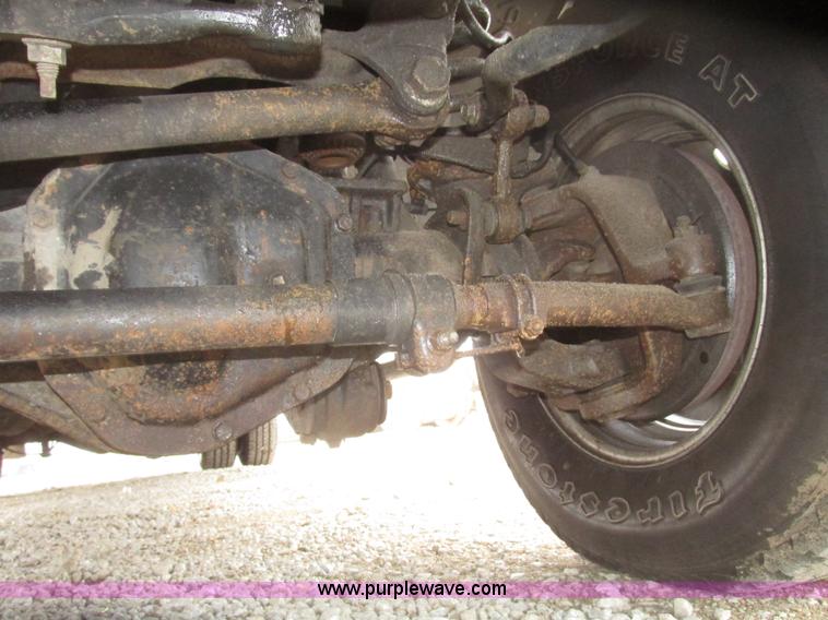 image for item H4682 2008 Ford F350 Super Duty XL Crew Cab flatbed truck