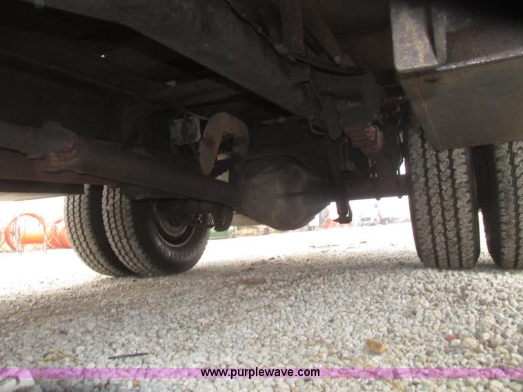 image for item H4682 2008 Ford F350 Super Duty XL Crew Cab flatbed truck