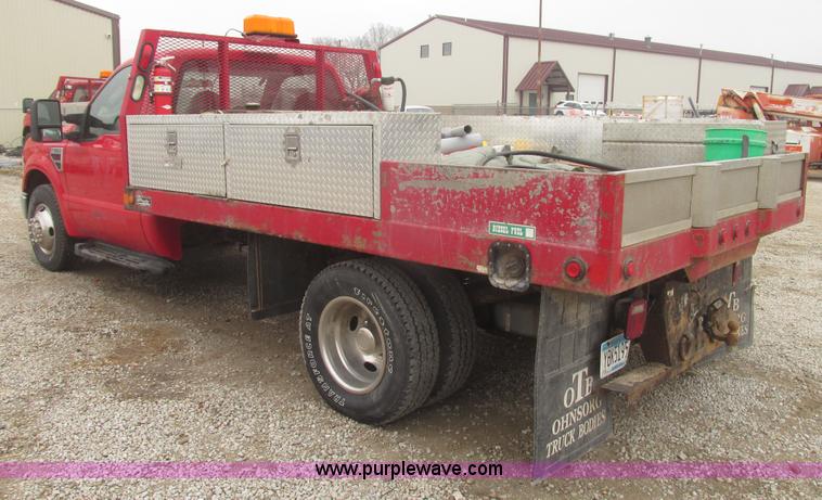 image for item H4683 2008 Ford F350  XL Super Duty flatbed truck