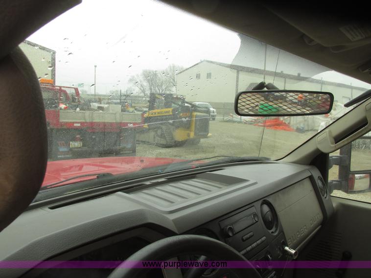 image for item H4683 2008 Ford F350  XL Super Duty flatbed truck