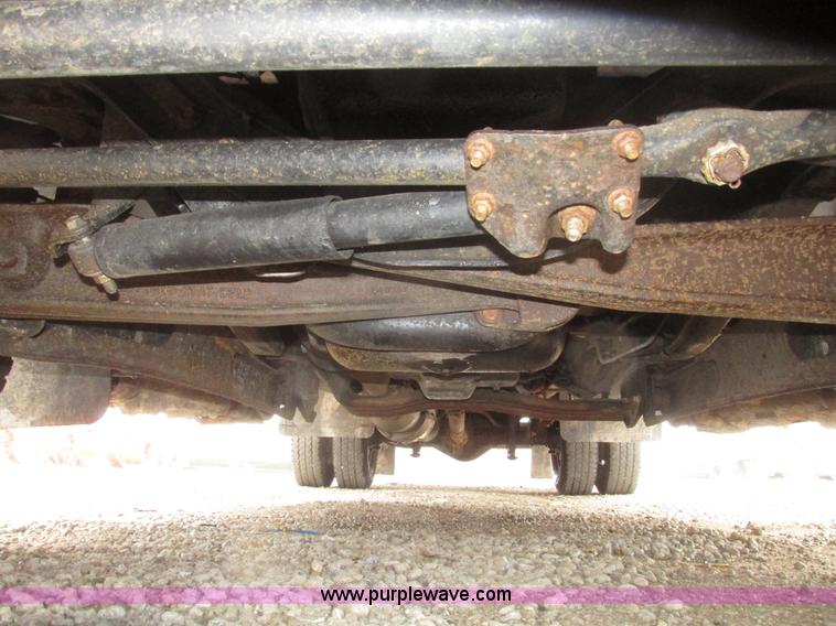 image for item H4683 2008 Ford F350  XL Super Duty flatbed truck